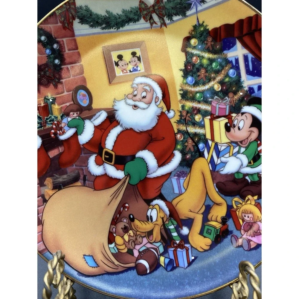 DISNEY-MICKEY'S HOLIDAY MAGIC-SPECIAL DELIVERY-CHRISTMAS-BRADFORD PLATE‎